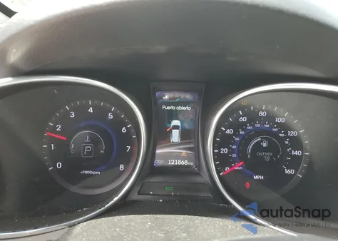 2015 Hyundai Santa Fe Sport z USA, uszkodzony, nr VIN 5XYZUDLB6FG240317